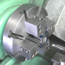 Four Jaw Chuck, alternative, using