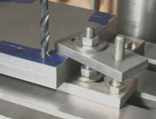 Clamps for the milling machine table